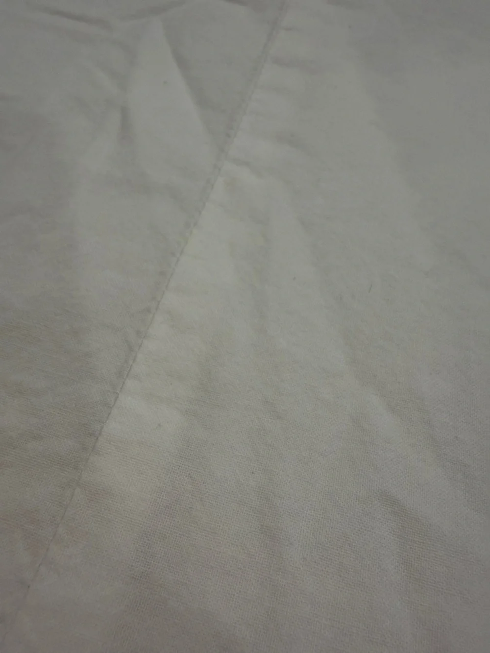 Minimalist White Wrap-Style Short Sleeve Top - Picture 5 of 6